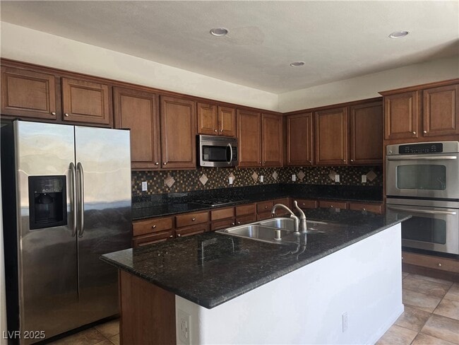 Building Photo - 6640 April Bend Ct