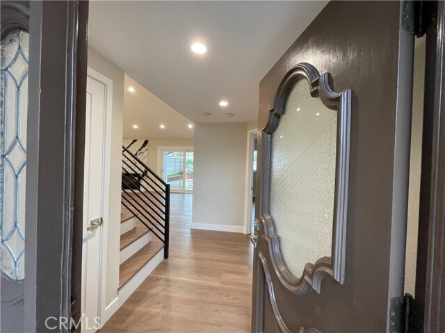 Building Photo - 6 Greenbriar