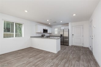 Building Photo - 12130 Midnight Pine Rd