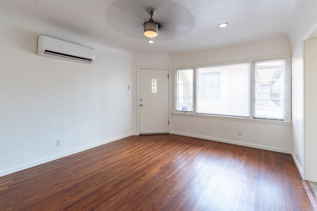 Foto del interior - 2104 E Florida St