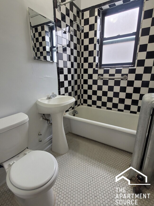 Foto del edificio - 1717 W North Shore Ave
