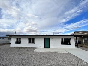 Building Photo - 258 W Basic Rd