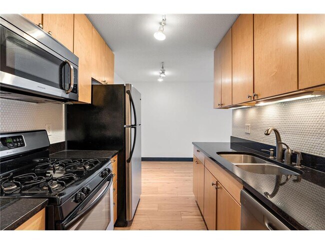 Foto del edificio - 2800 W 44th St