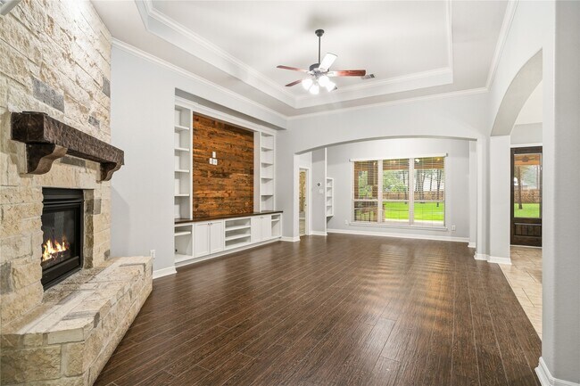 Building Photo - 17552 Country Meadow Ln