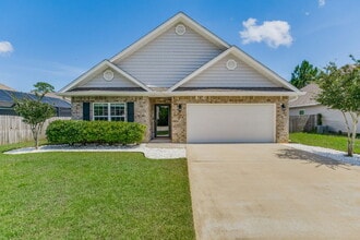 Building Photo - 8605 Bucklebury Dr