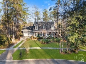 Building Photo - 230 Ridgewood Park Dr N
