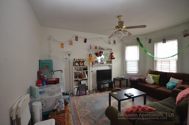 Foto del edificio - 530 Cambridge St