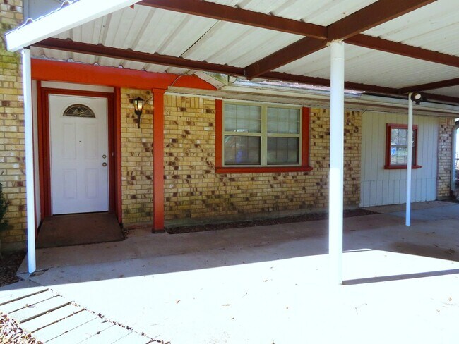 Foto del edificio - Fantastic 3 Bedroom Home in Winona ISD!