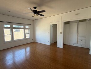 Building Photo - 1030 E Ocean Blvd