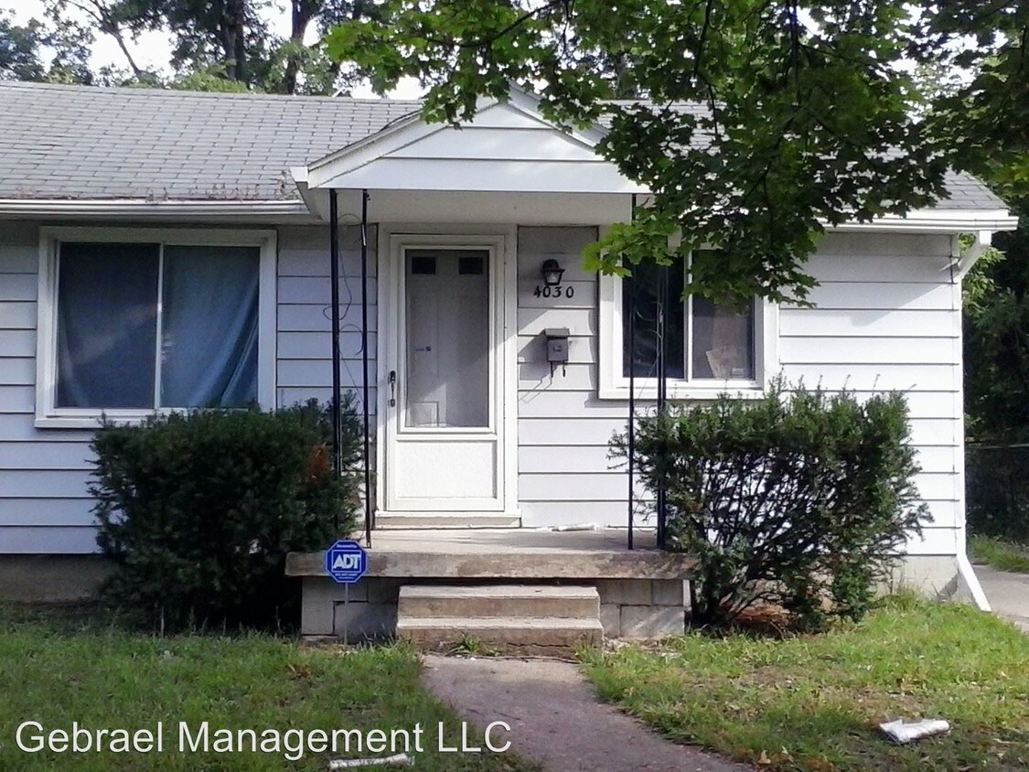 Primary Photo - 2 br, 1 bath House - 4030 Blackington Ave.