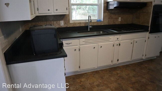 Building Photo - 3 br, 2 bath House - 2383 Rocky Ridge Dr