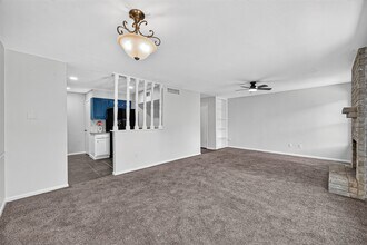Building Photo - 7932 Grow Ln