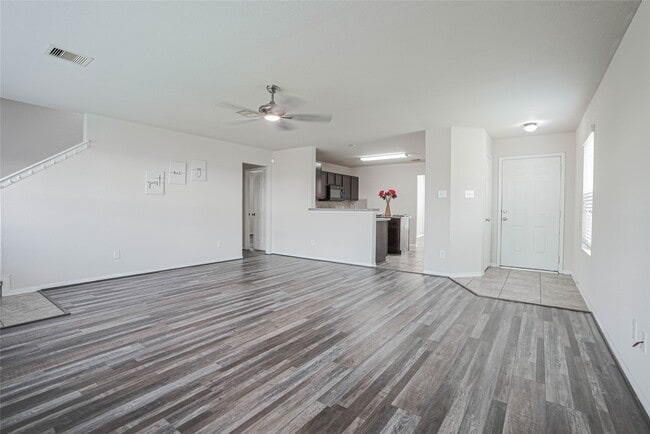 Building Photo - 3050 Thicket Path Way
