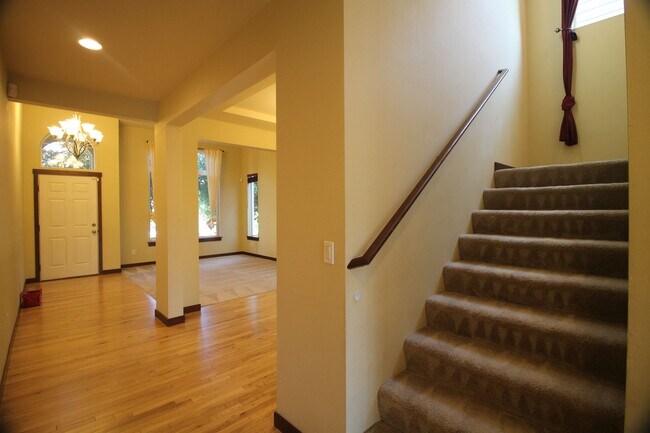 Foto del edificio - 16428 42nd Ave SE