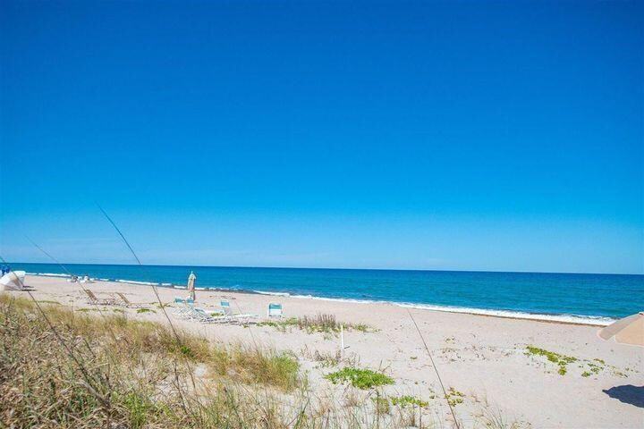 Primary Photo - 2565 S Ocean Blvd
