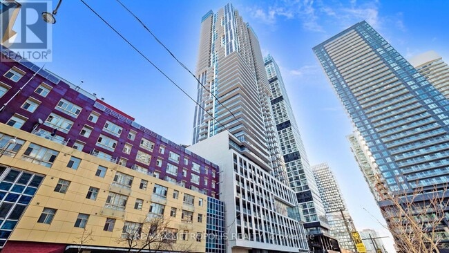 Building Photo - 251 Jarvis St