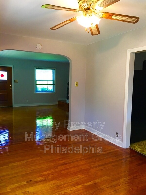 Building Photo - 3840 Marshall Rd