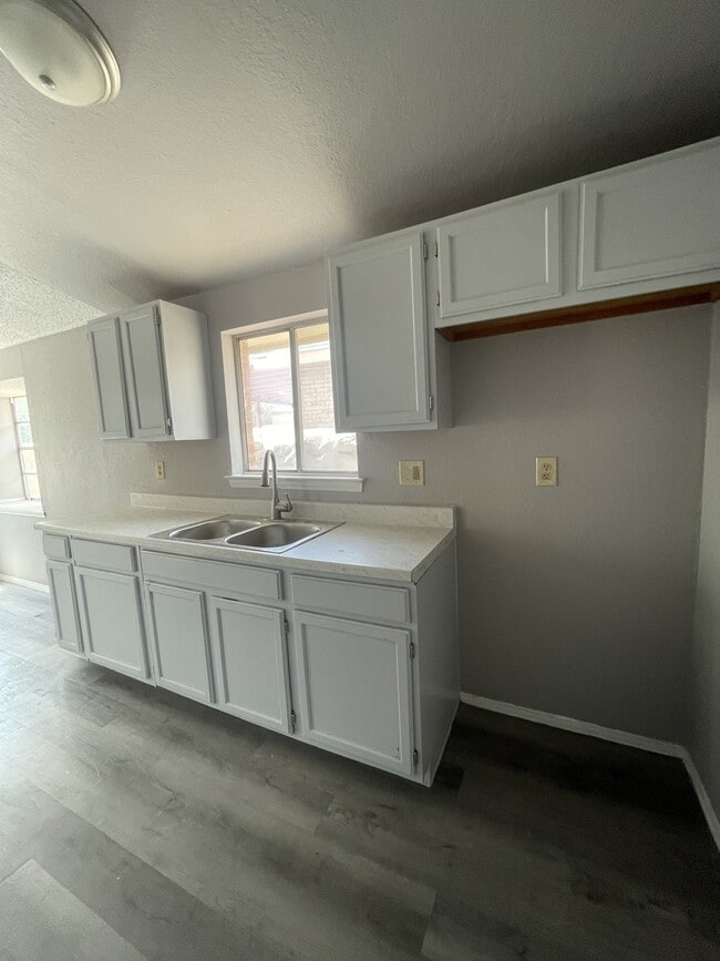 Building Photo - 1728 Victor Lopez Dr