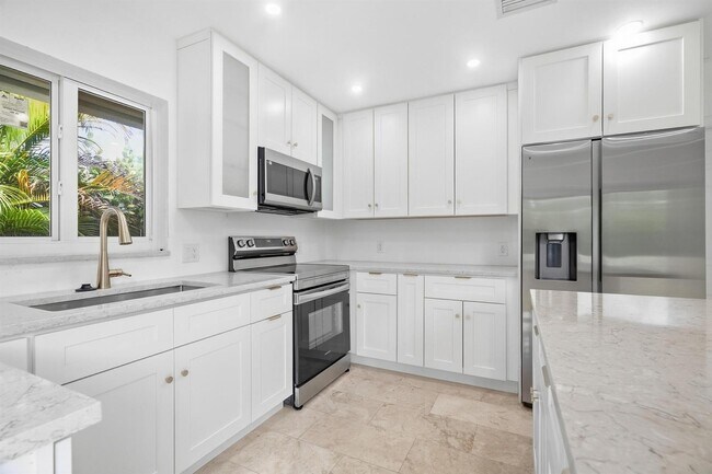 Foto del edificio - 235 NW 3rd Ct