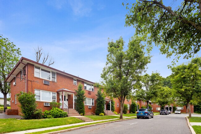 Foto del edificio - Woodside Apartments