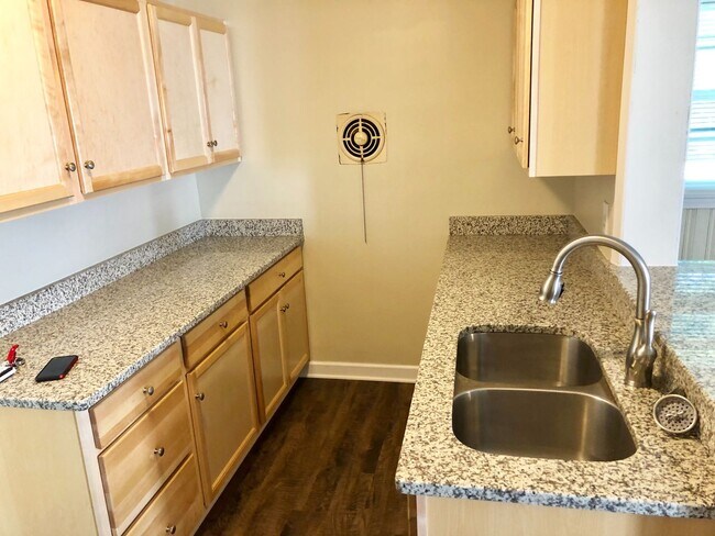 Foto del edificio - 3 BR close to Linley Park and Arboretum