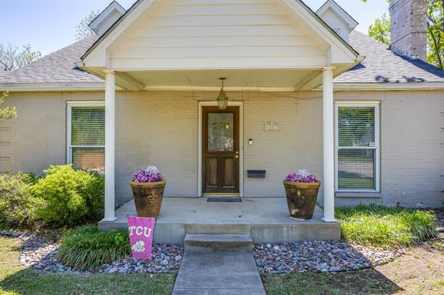 Building Photo - 2809 Benbrook Blvd