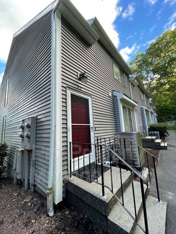 Building Photo - 60 Padanaram Rd