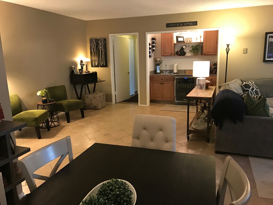 8701 Delgany Ave Unit 105, Playa Del Rey, CA 90293 Condo for Rent in