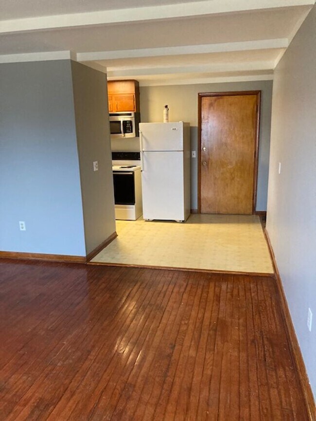 Foto del edificio - 100 Old Ithaca Rd