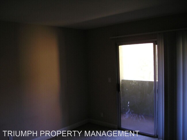 Foto del edificio - 1842 N Decatur Blvd