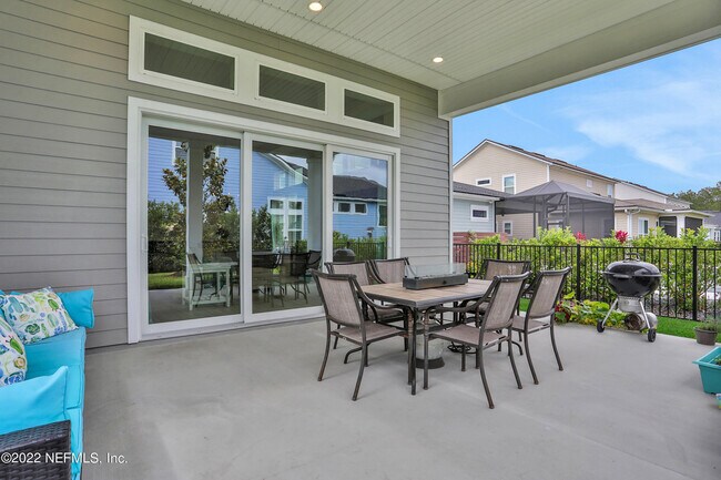 Foto del edificio - 277 Parkbluff Cir