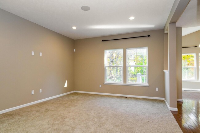 Foto del edificio - 7660 Scioto Crossing Blvd