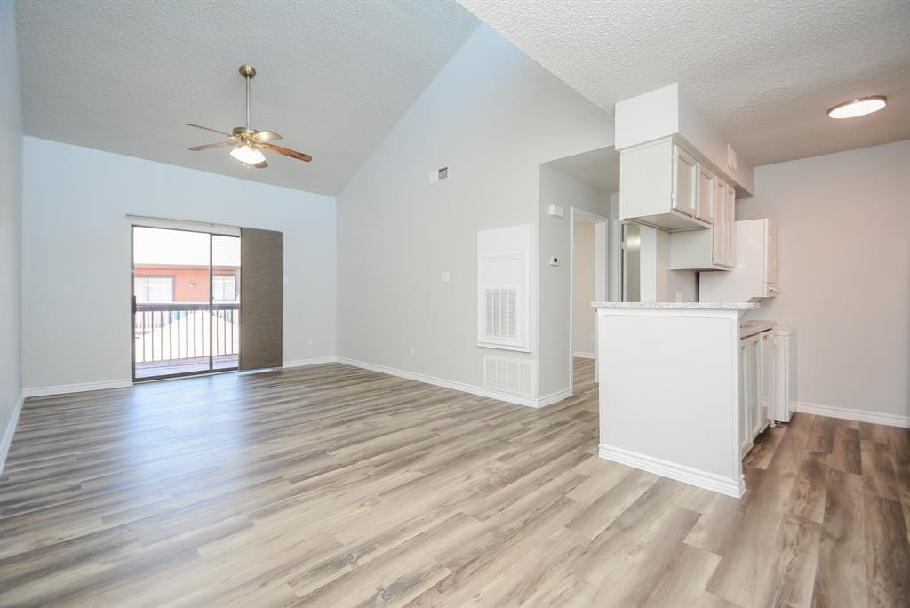 13151 Walden Rd Unit 232, Montgomery, TX 77356 Room for Rent in