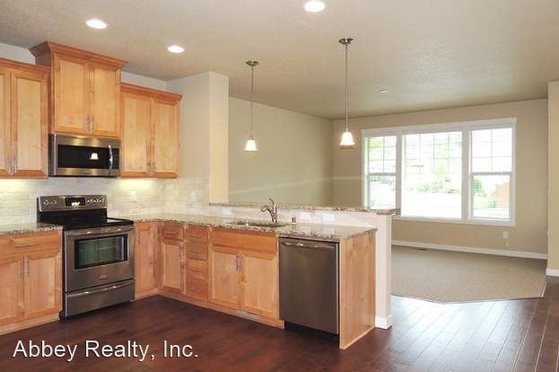 Building Photo - 3 br, 2 bath Apartment - 7105 Spencer Ave