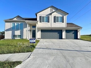 Building Photo - 4802 Sheridan Rd