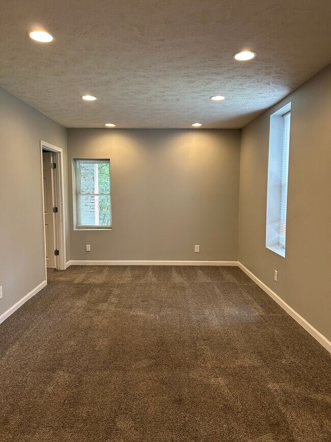 Foto del edificio - Rampart Holdings II Rentals (1101 Bancroft St.)