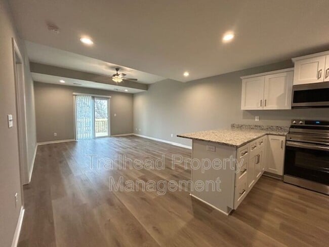 Building Photo - 640 Fall Mdw Ln