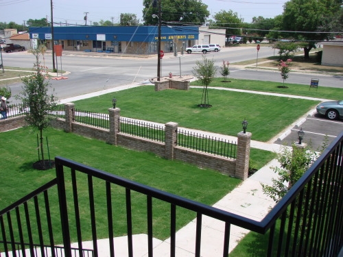 Exterior del edificio - West Avenue F Apartments