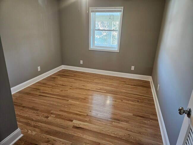 Foto del edificio - 402 Gunn St