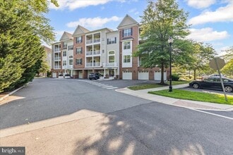 Building Photo - 224 Breeders Cup Dr