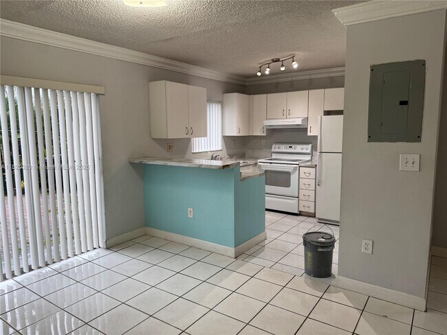 Building Photo - 15501 SW 133rd Pl