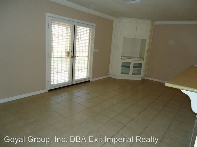 Building Photo - 3 br, 2 bath House - 1340 Barbara Worth Dr
