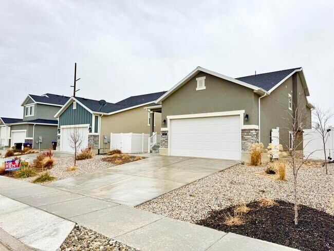 Foto del edificio - 413 W Domain Ln