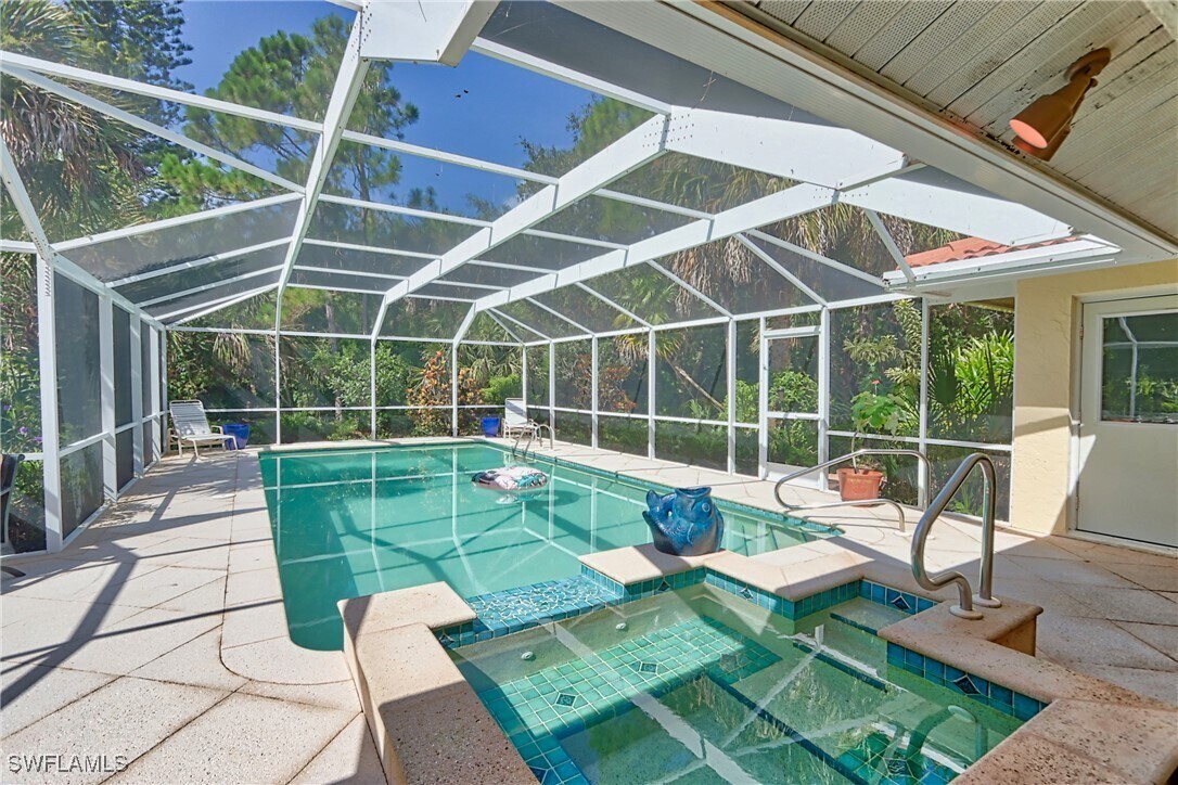 Primary Photo - 27165 Edenbridge Ct