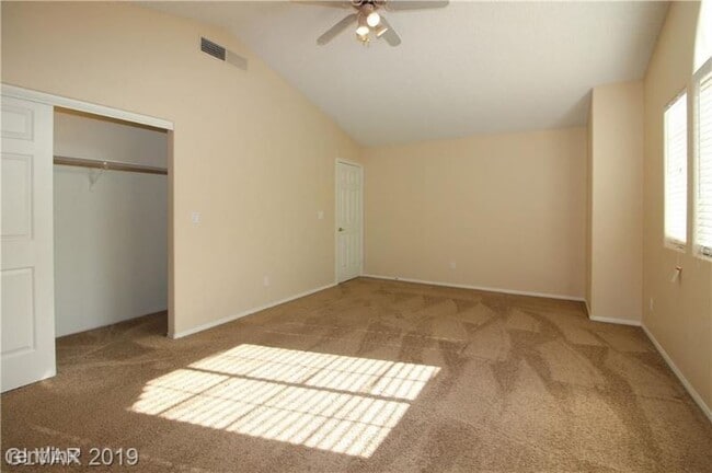 Building Photo - 4 br, 3 bath House - 8012 Shorecrest Dr