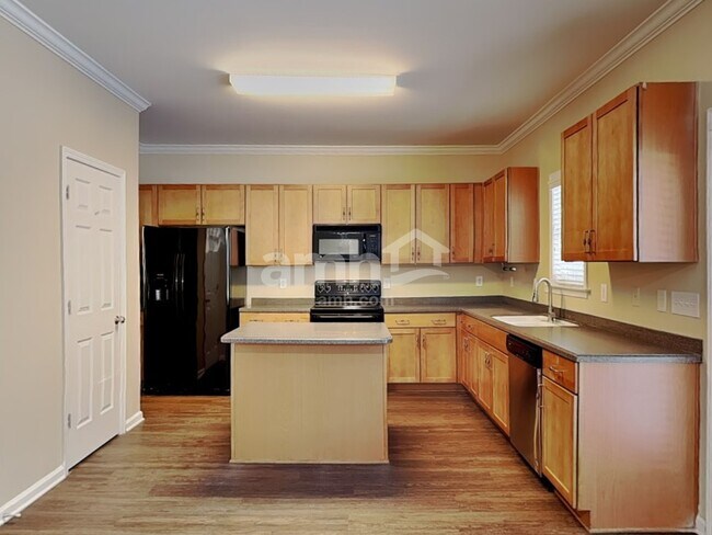 Foto del edificio - 100 Pearson Pl