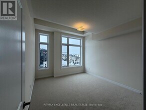 Building Photo - 176 Petch Ave