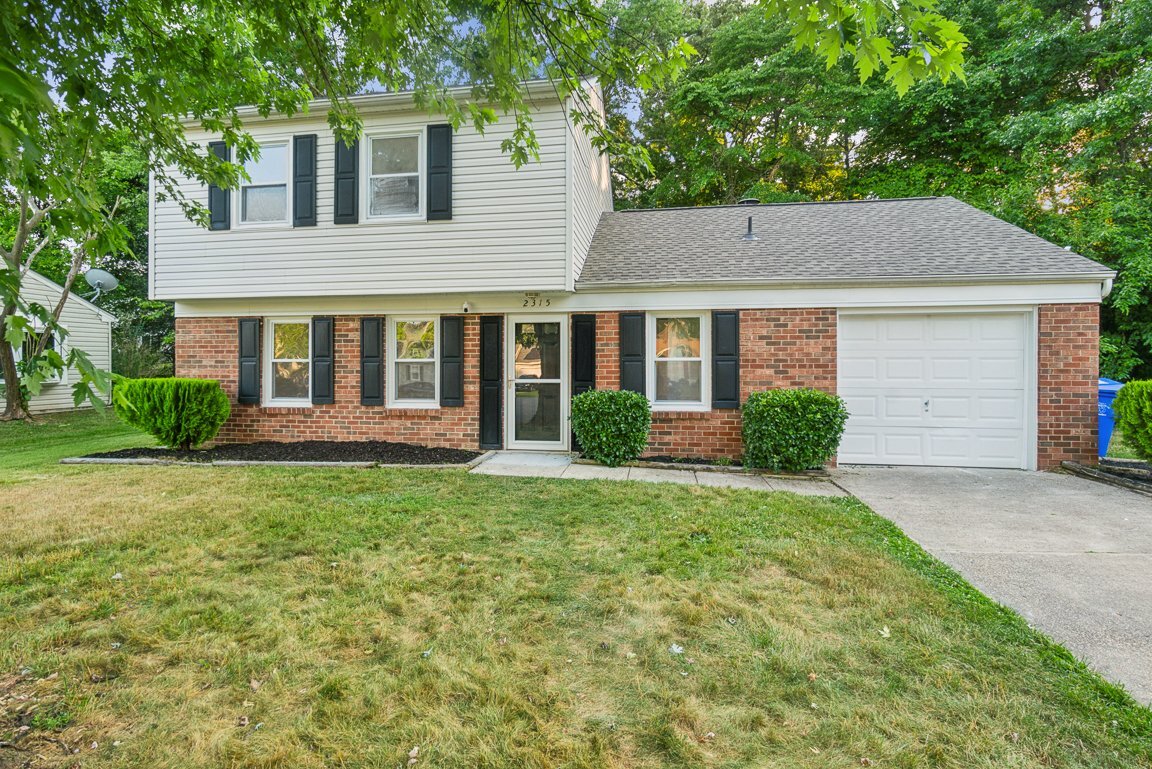 Primary Photo - Amazing Opportunity to rent this charming ...