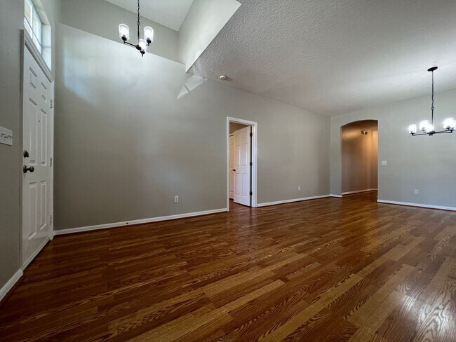 Foto del edificio - Beautiful 4/2 home in Apopka ~ Fenced In Y...