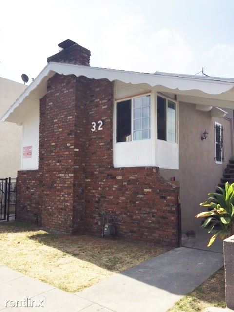 Primary Photo - 32 E Plymouth St